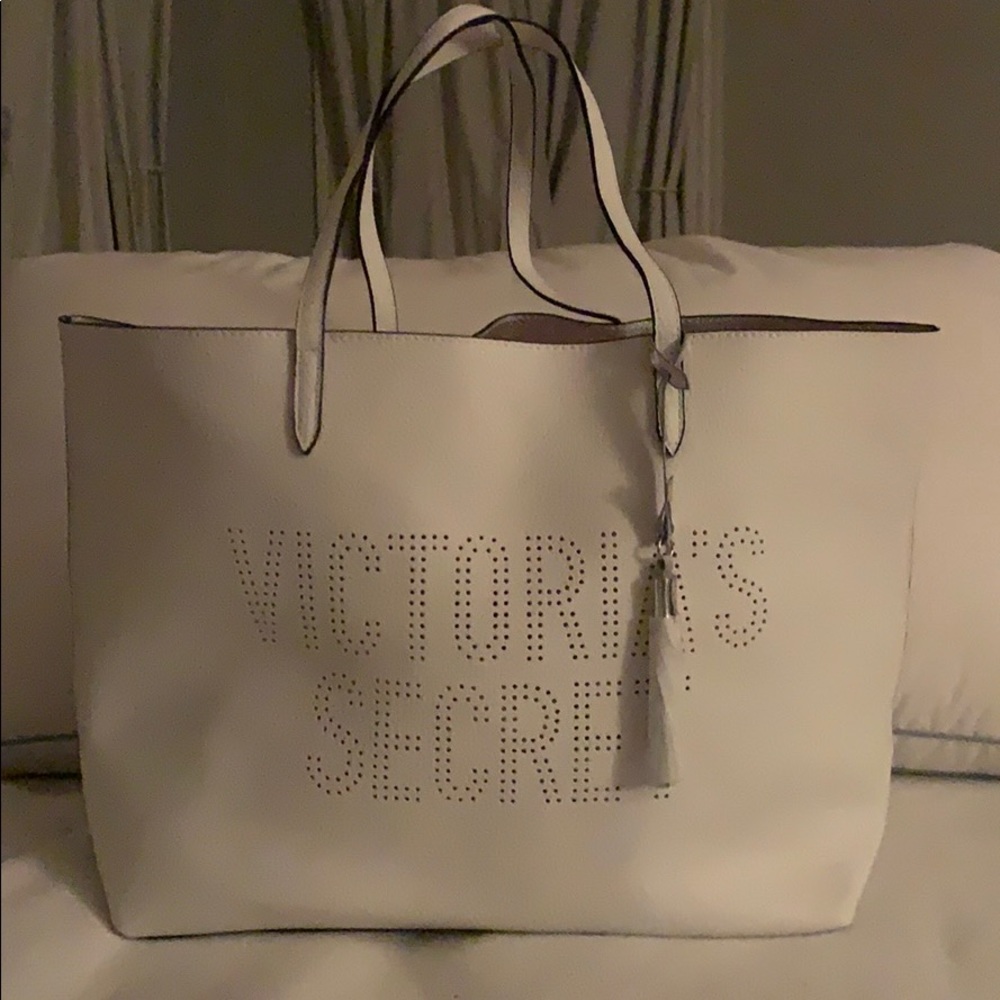 Victoria’s Secret Tote White.